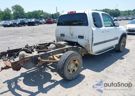 2001 Toyota Tundra Sr5 из США, поврежденный, VIN 5TBRN34171S200538